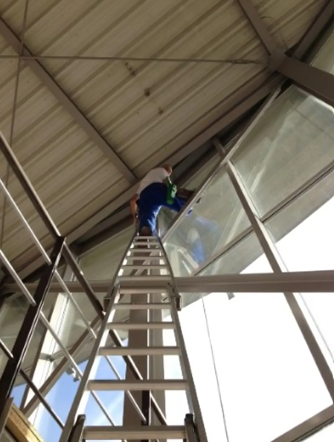 Baustellenreinigung durch Gebäudereinigung & Objektservice Anastassiadis